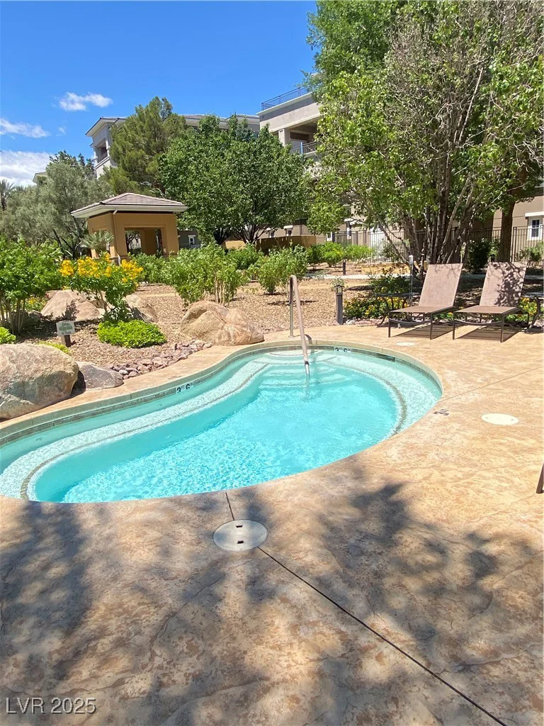 9125 Las Manaitas, Las Vegas, NV 89144