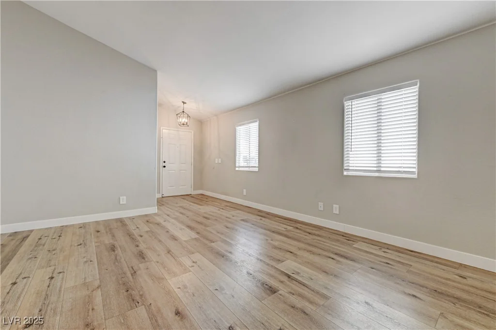 6337 Canyon Vista, Las Vegas, NV 89156