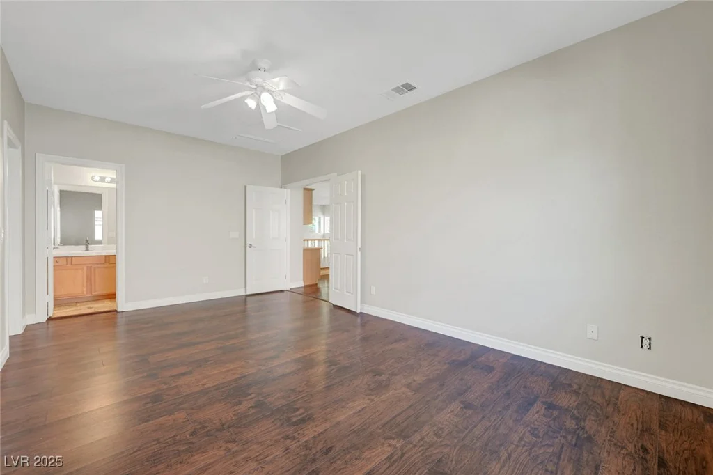 9704 Royal Lamb, Las Vegas, NV 89145