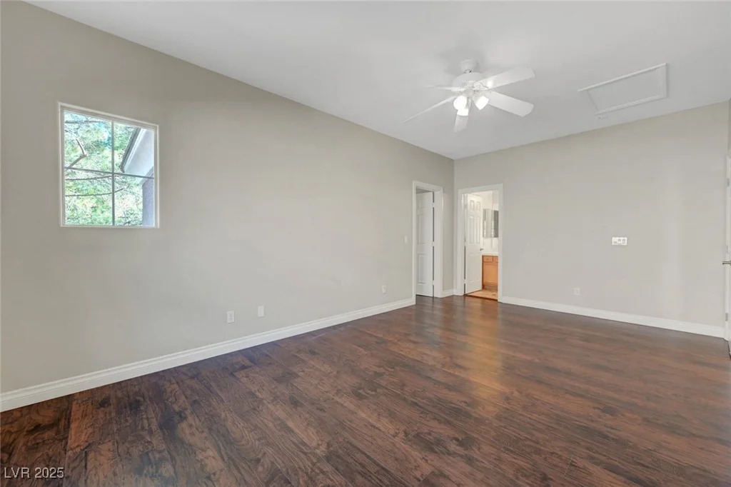 9704 Royal Lamb, Las Vegas, NV 89145