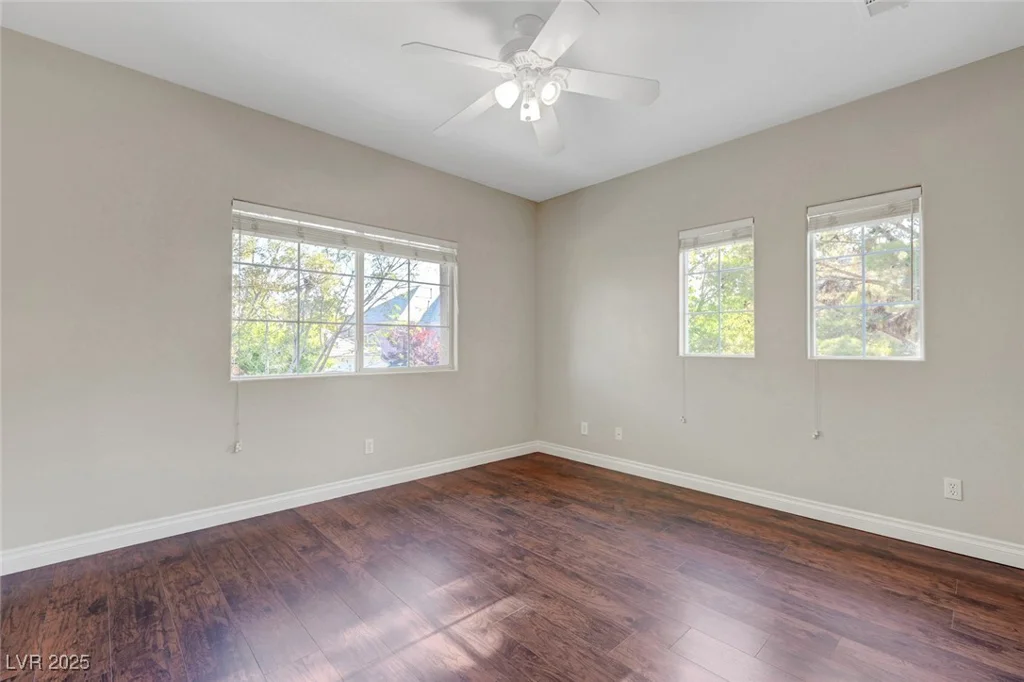 9704 Royal Lamb, Las Vegas, NV 89145