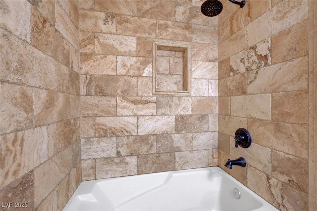 9704 Royal Lamb, Las Vegas, NV 89145