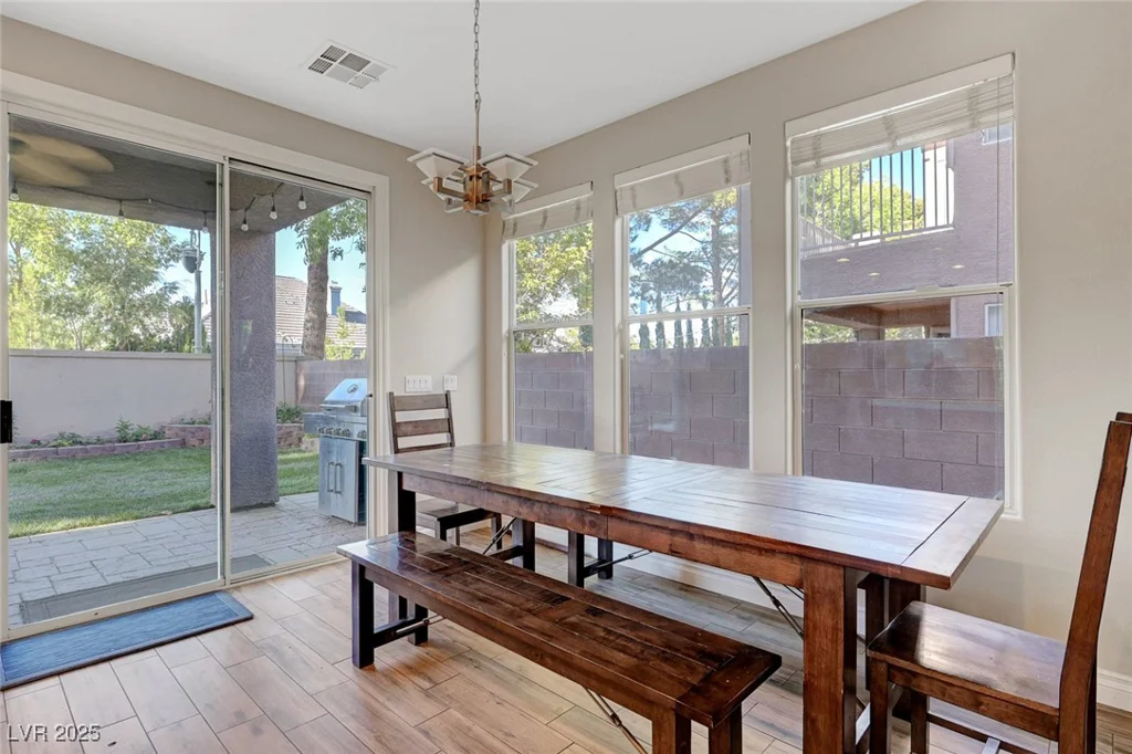 9704 Royal Lamb, Las Vegas, NV 89145