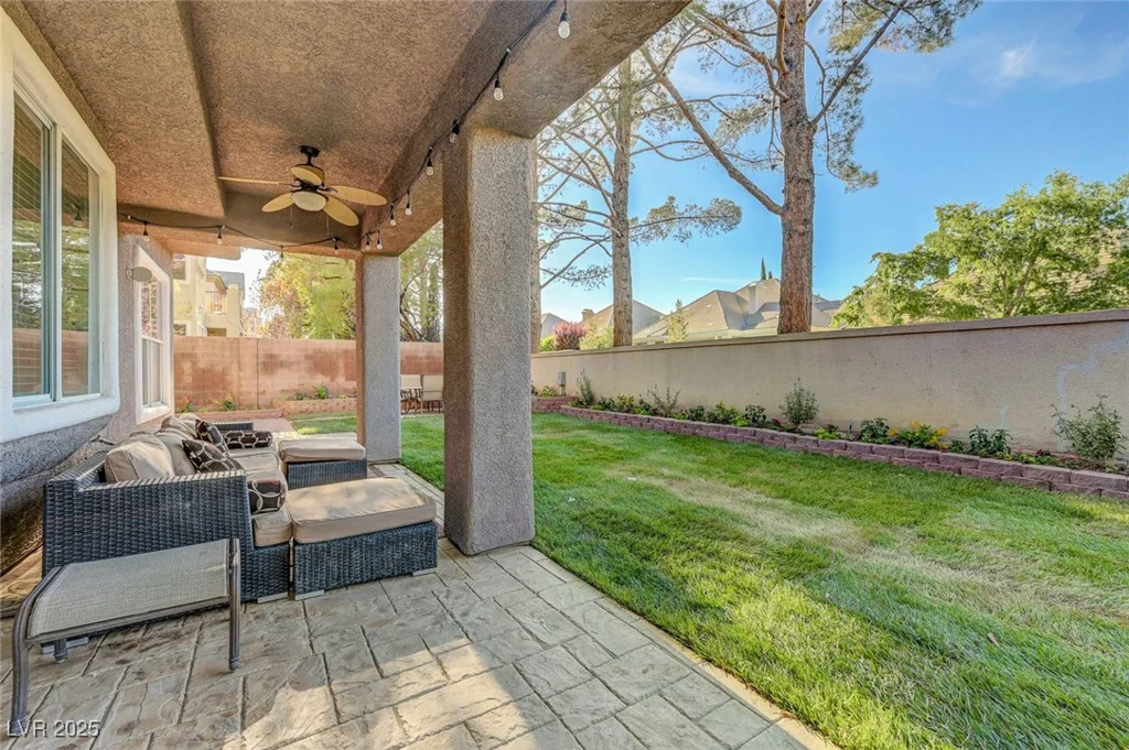 9704 Royal Lamb, Las Vegas, NV 89145