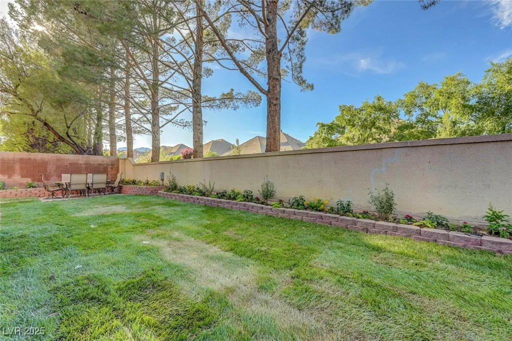 9704 Royal Lamb, Las Vegas, NV 89145