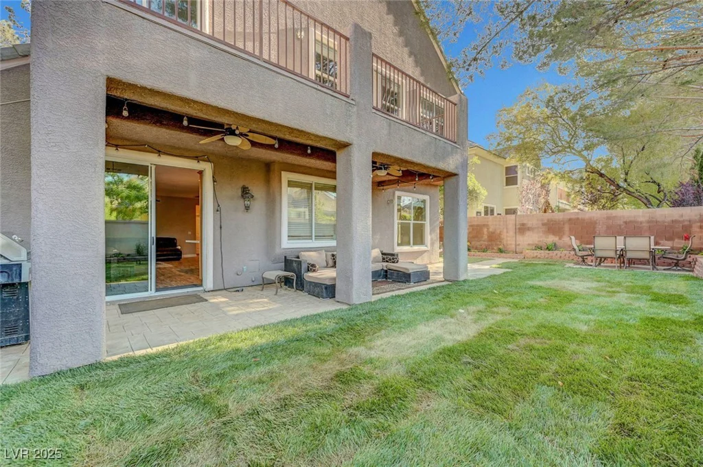 9704 Royal Lamb, Las Vegas, NV 89145