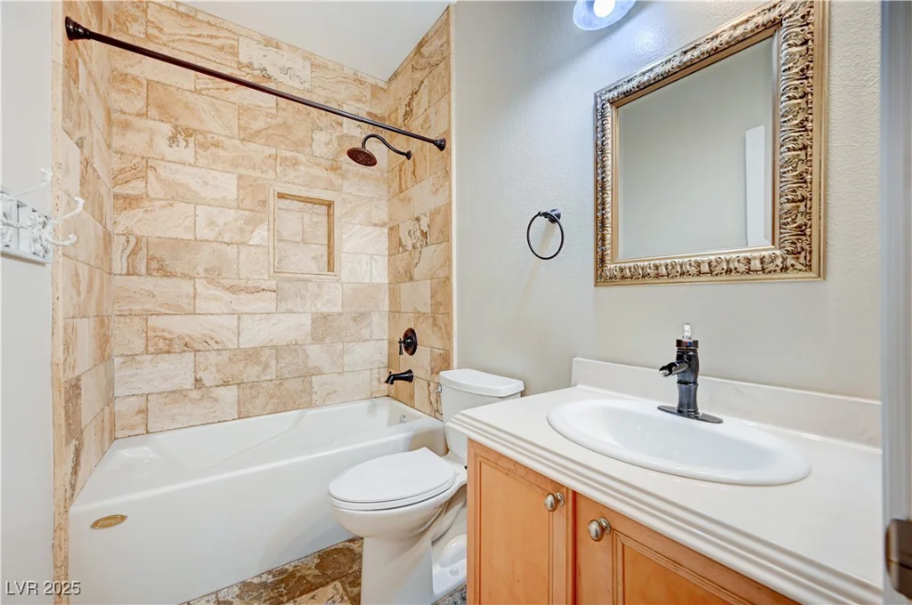 9704 Royal Lamb, Las Vegas, NV 89145