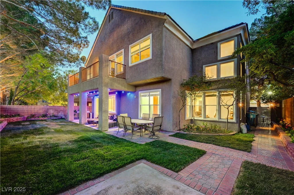 9704 Royal Lamb, Las Vegas, NV 89145