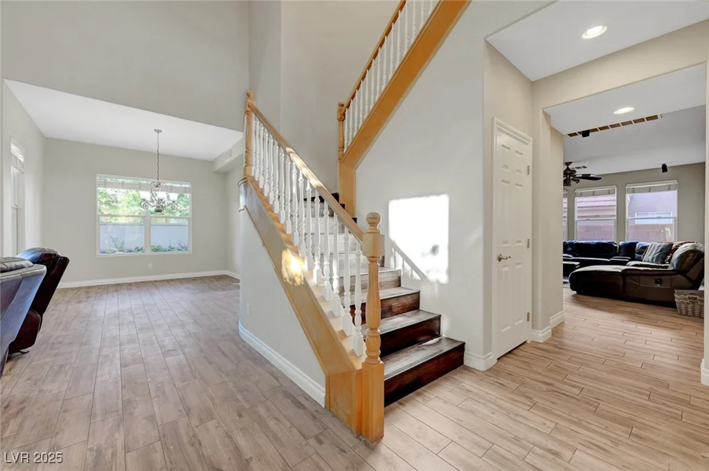 9704 Royal Lamb, Las Vegas, NV 89145