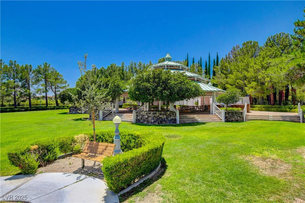 9704 Royal Lamb, Las Vegas, NV 89145