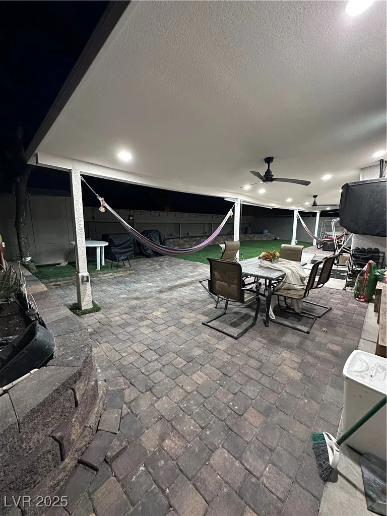 1619 Tangerine Rose, Las Vegas, NV 89142