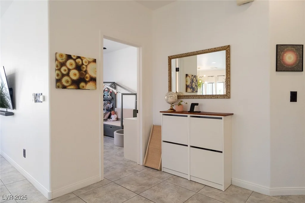 2021 Pelican Sky Beach, North Las Vegas, NV 89081