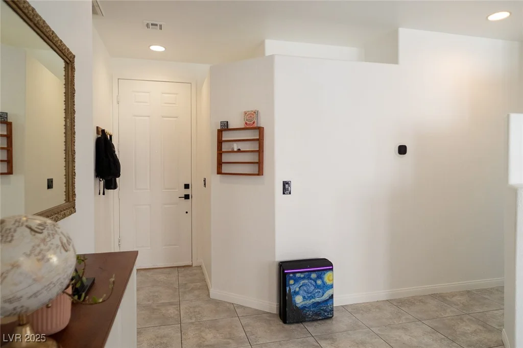 2021 Pelican Sky Beach, North Las Vegas, NV 89081