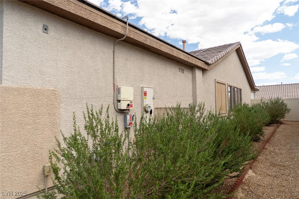 2021 Pelican Sky Beach, North Las Vegas, NV 89081