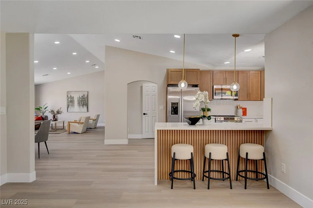 7805 Leavorite, Las Vegas, NV 89128