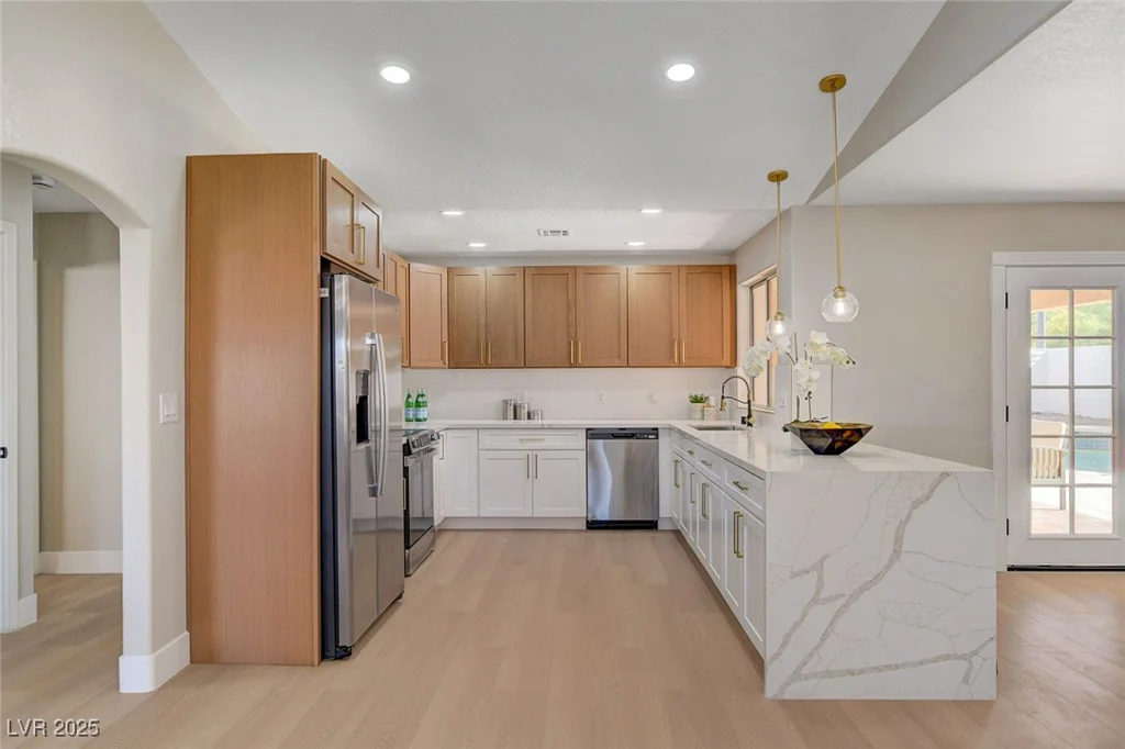 7805 Leavorite, Las Vegas, NV 89128