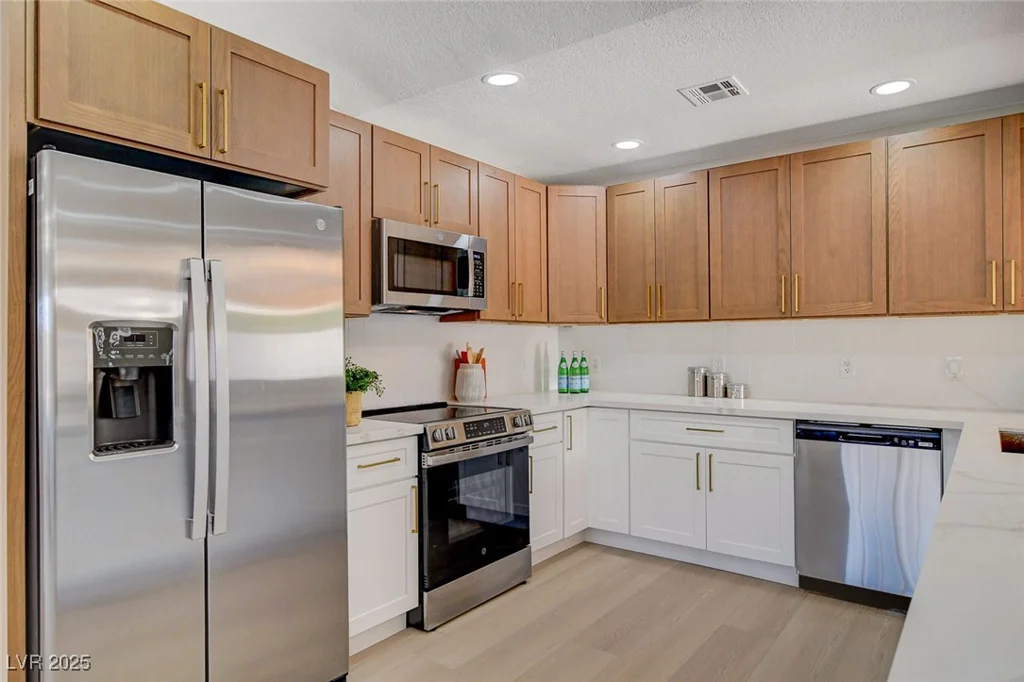 7805 Leavorite, Las Vegas, NV 89128