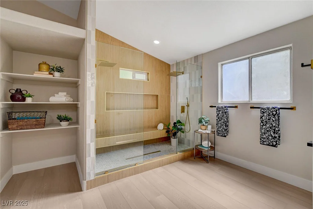 7805 Leavorite, Las Vegas, NV 89128
