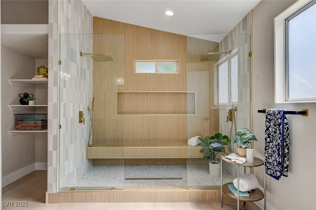 7805 Leavorite, Las Vegas, NV 89128