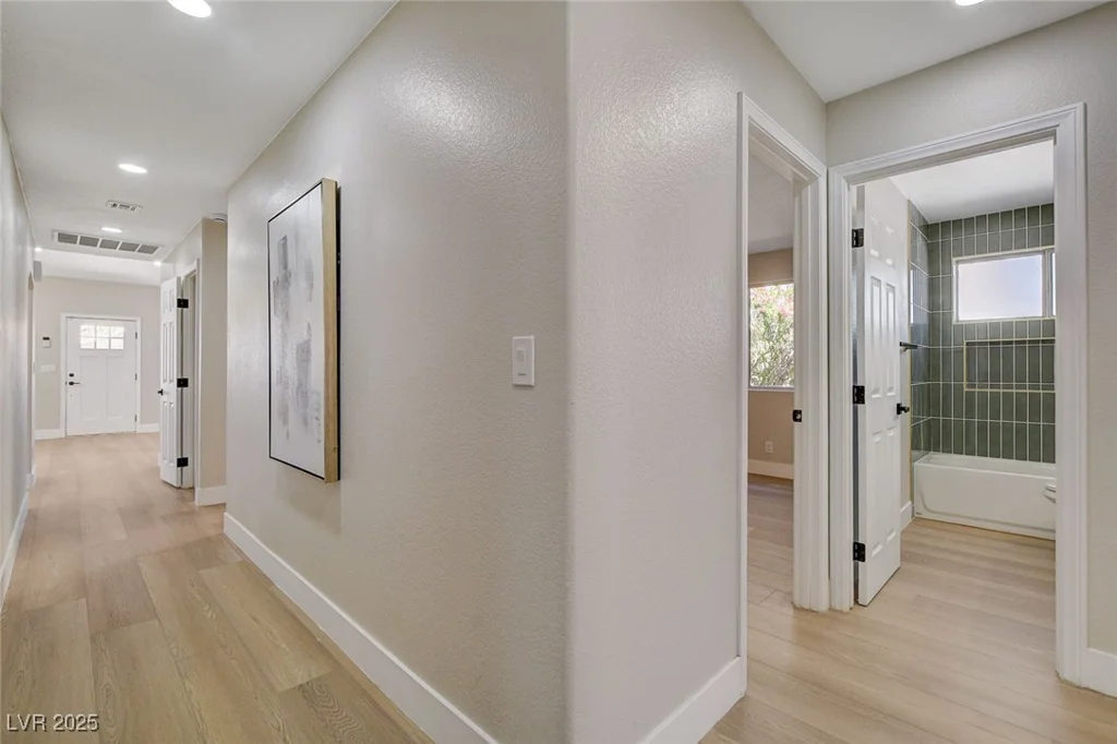 7805 Leavorite, Las Vegas, NV 89128