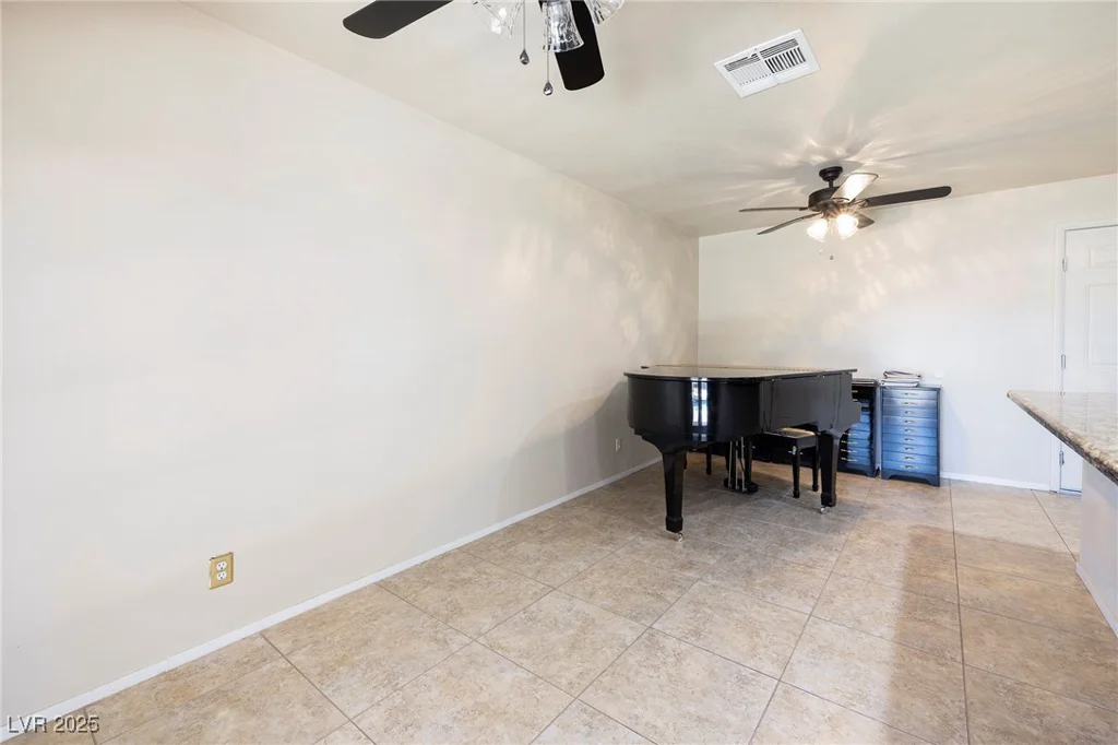 616 Fernbrook, Henderson, NV 89002
