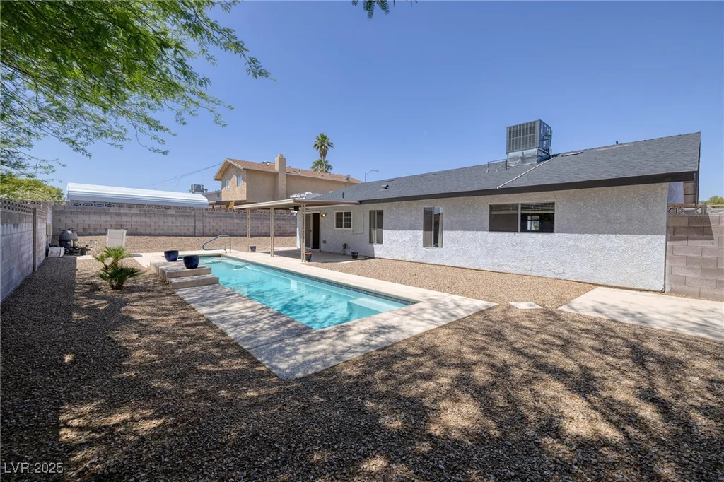 616 Fernbrook, Henderson, NV 89002