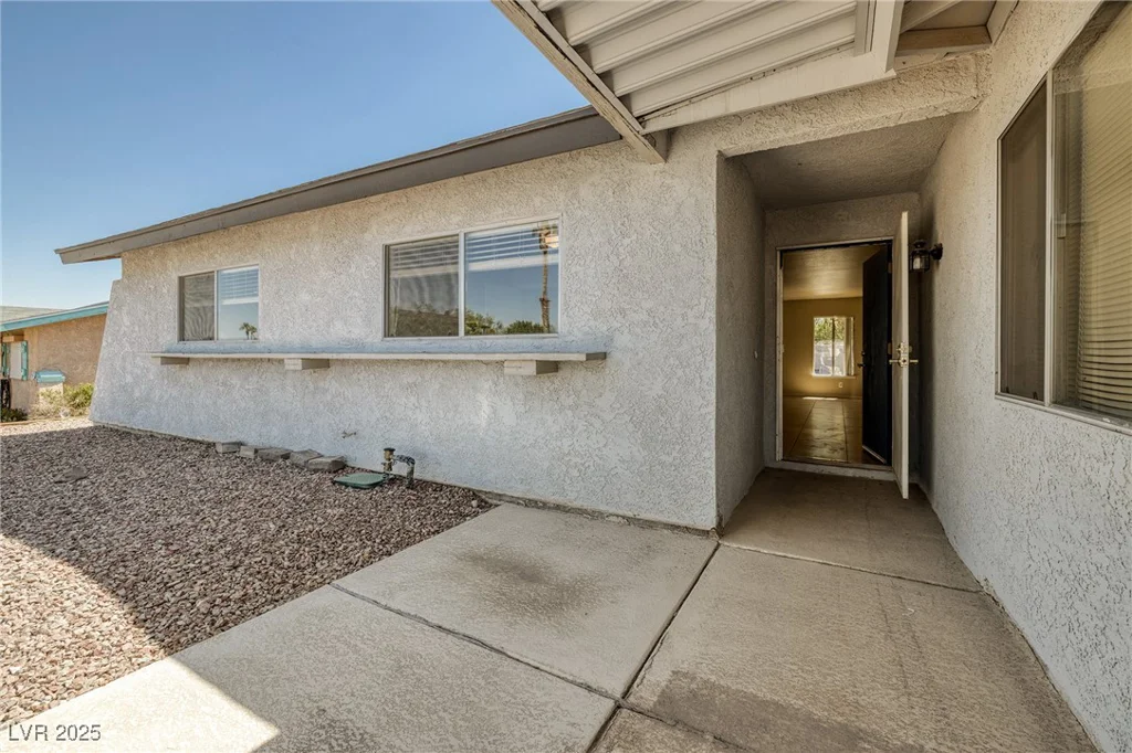 616 Fernbrook, Henderson, NV 89002