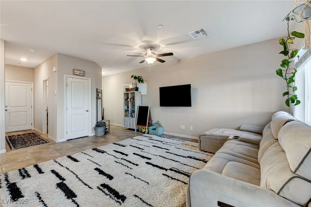 5236 Sunstone Mesa, Las Vegas, NV 89166