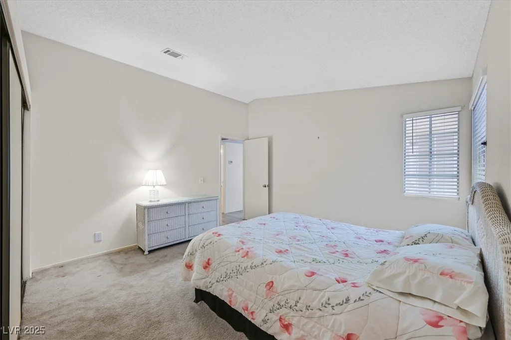 1356 Pleasant Brook, Las Vegas, NV 89142