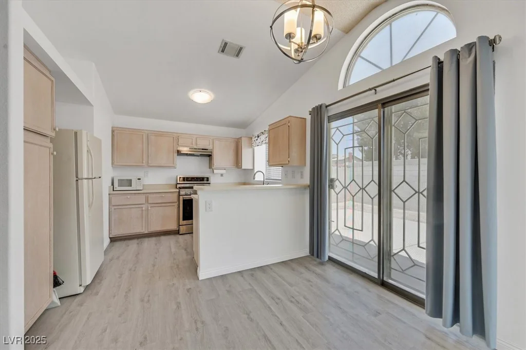 1356 Pleasant Brook, Las Vegas, NV 89142