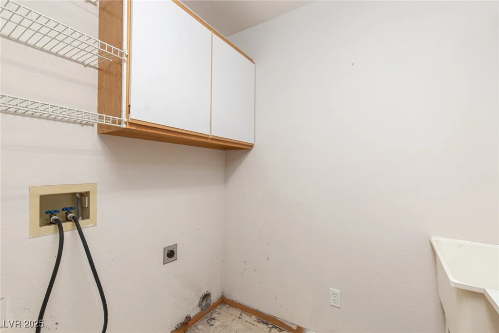 1924 Coralino, Henderson, NV 89074