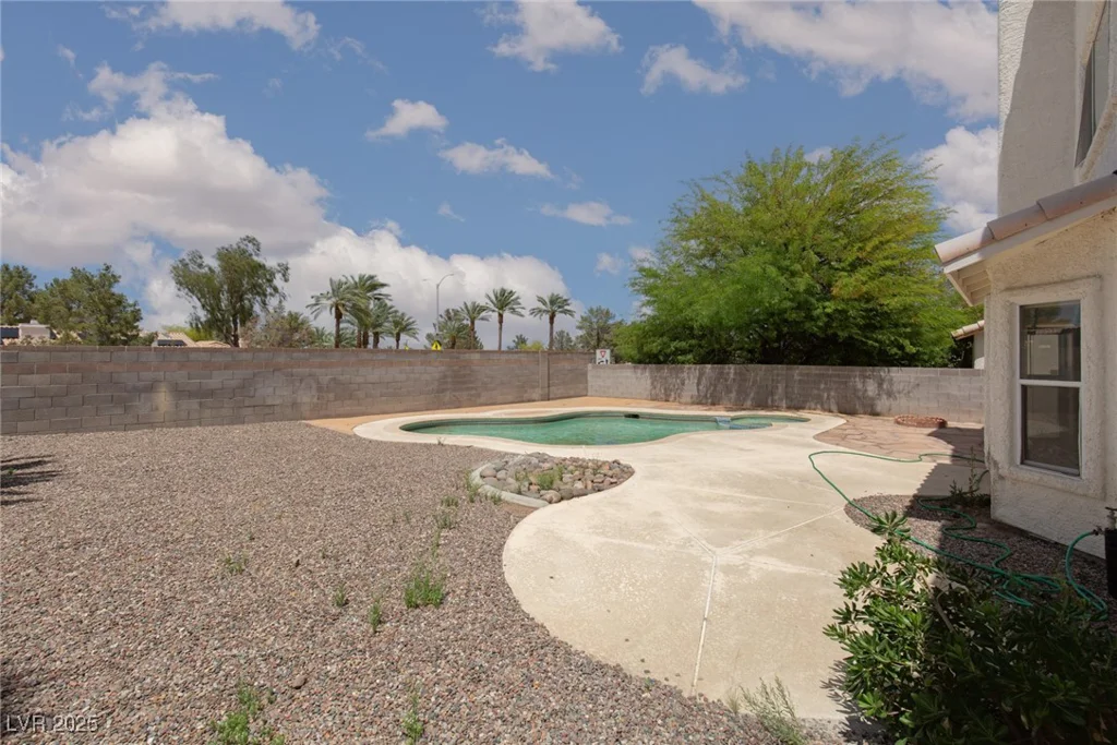 1924 Coralino, Henderson, NV 89074