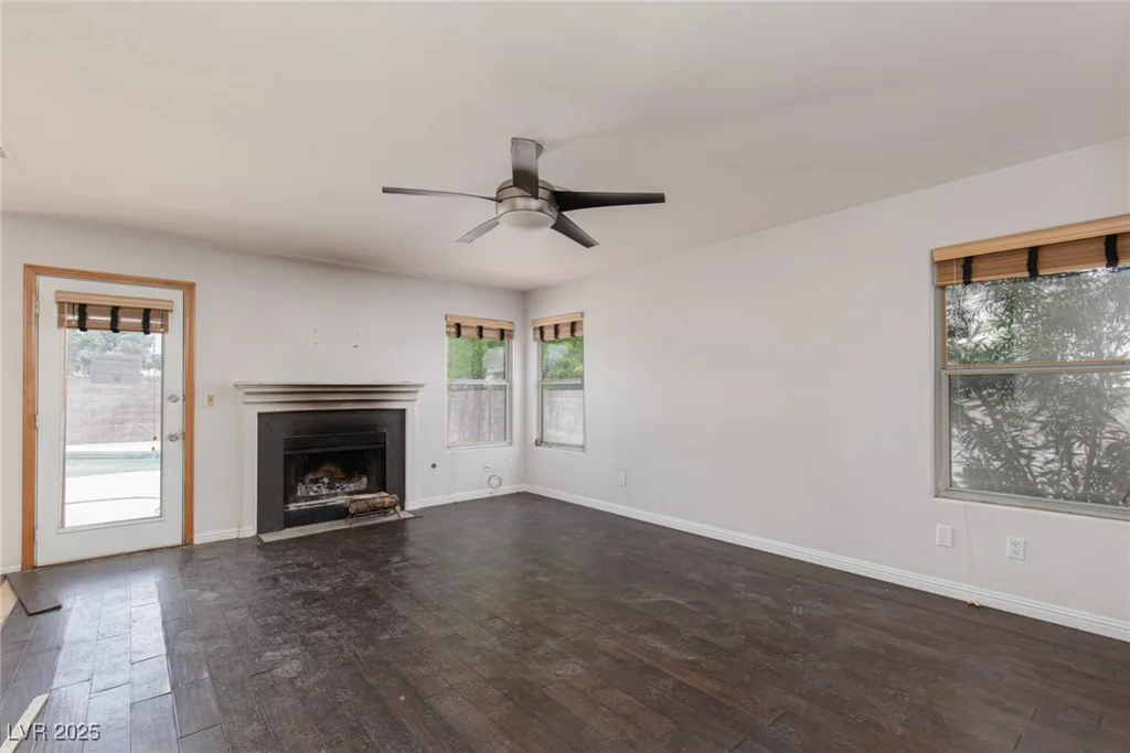 1924 Coralino, Henderson, NV 89074