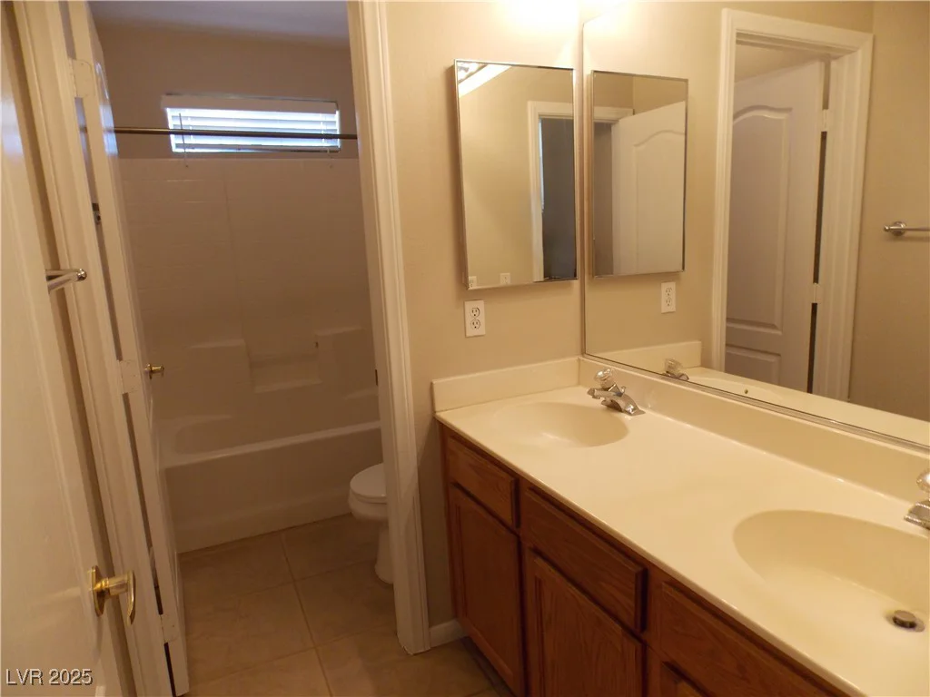 319 Mulberry Glen, North Las Vegas, NV 89031