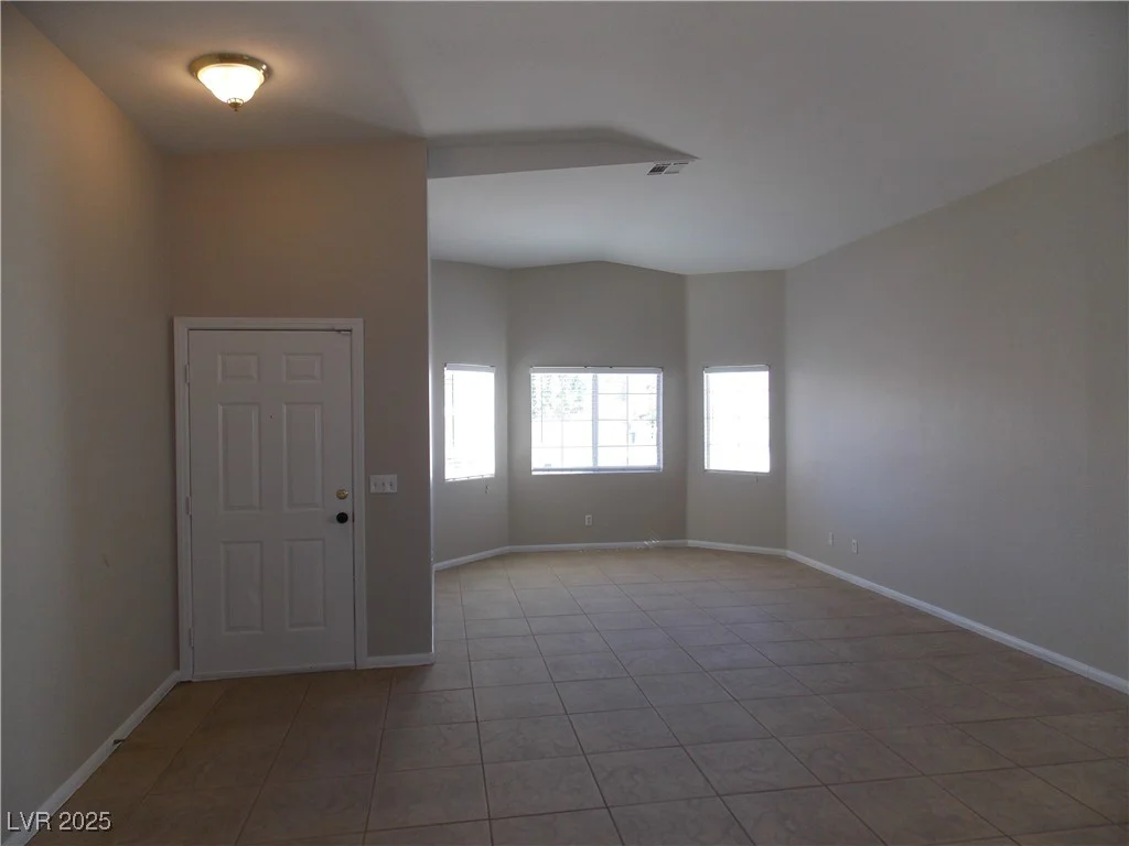 319 Mulberry Glen, North Las Vegas, NV 89031