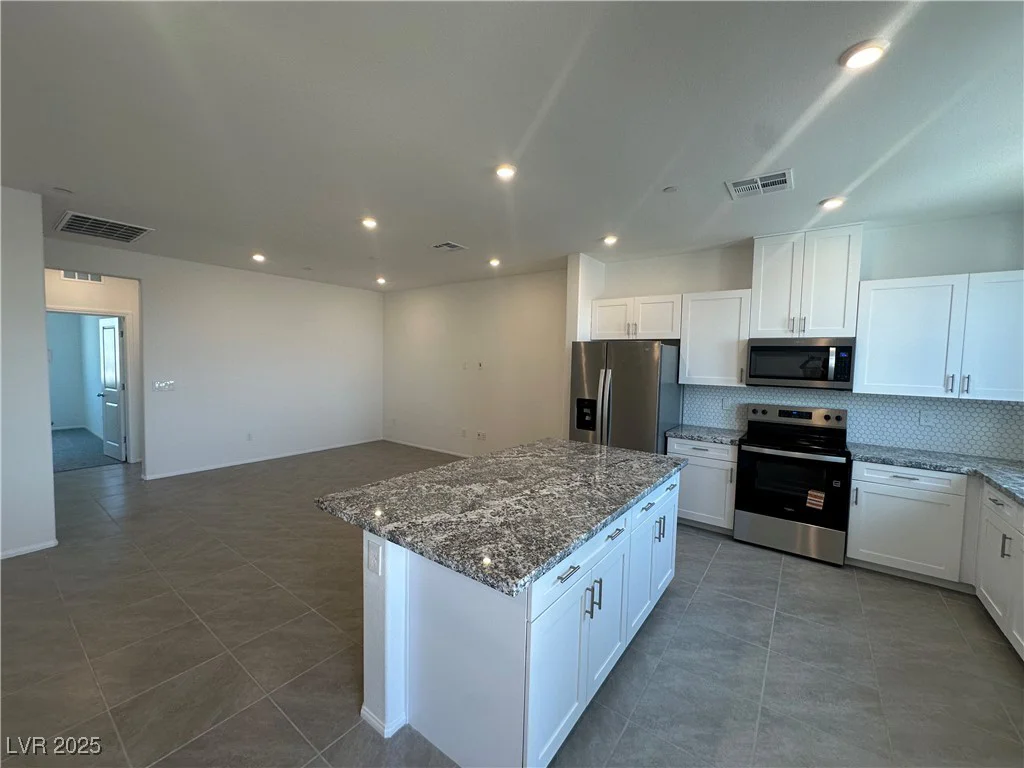 145 Harmonica, Henderson, NV 89015