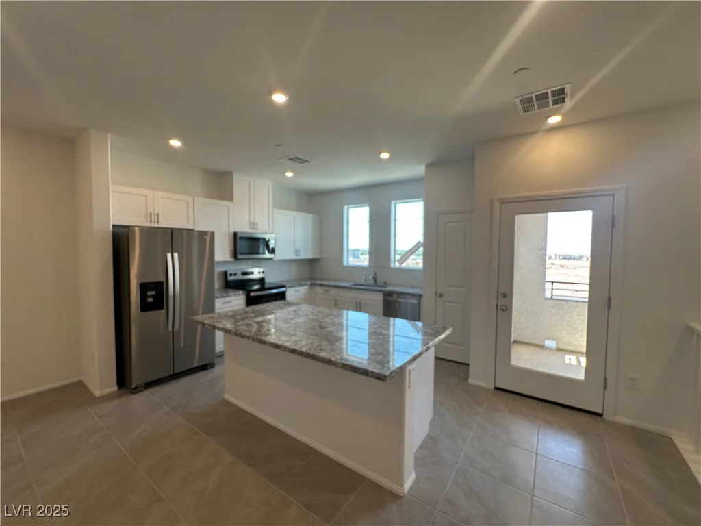 145 Harmonica, Henderson, NV 89015