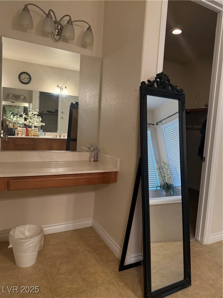 109 Delighted, North Las Vegas, NV 89031