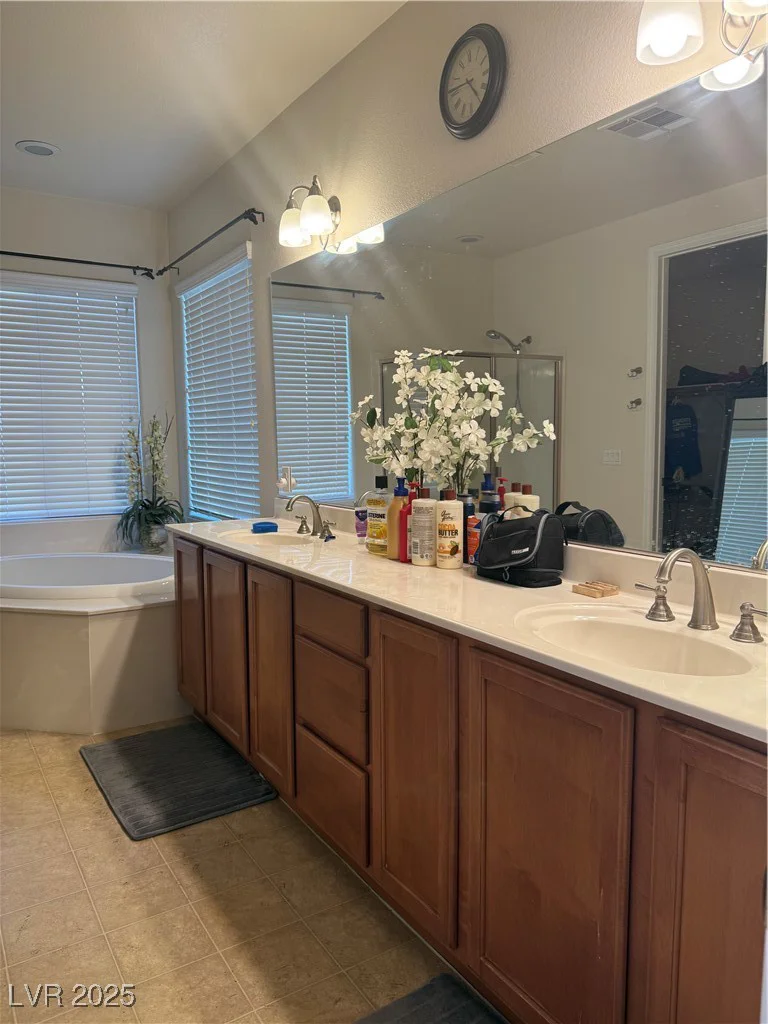 109 Delighted, North Las Vegas, NV 89031