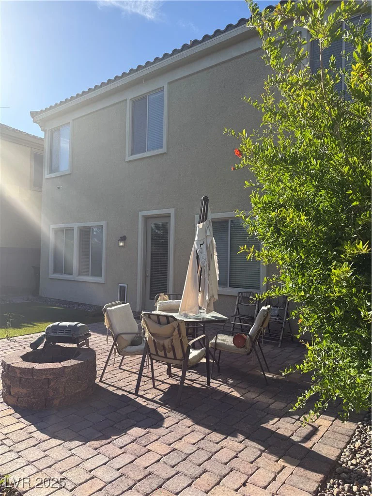 109 Delighted, North Las Vegas, NV 89031