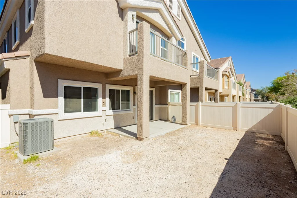 10010 Aspen Rose, Las Vegas, NV 89183
