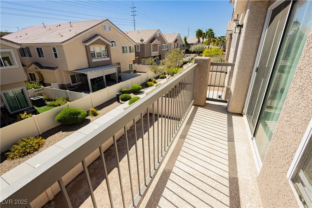 10010 Aspen Rose, Las Vegas, NV 89183
