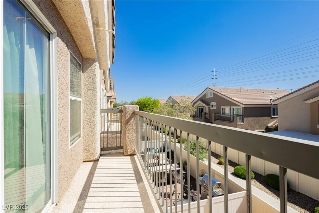 10010 Aspen Rose, Las Vegas, NV 89183