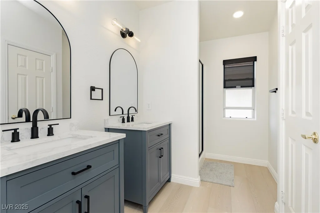 10010 Aspen Rose, Las Vegas, NV 89183