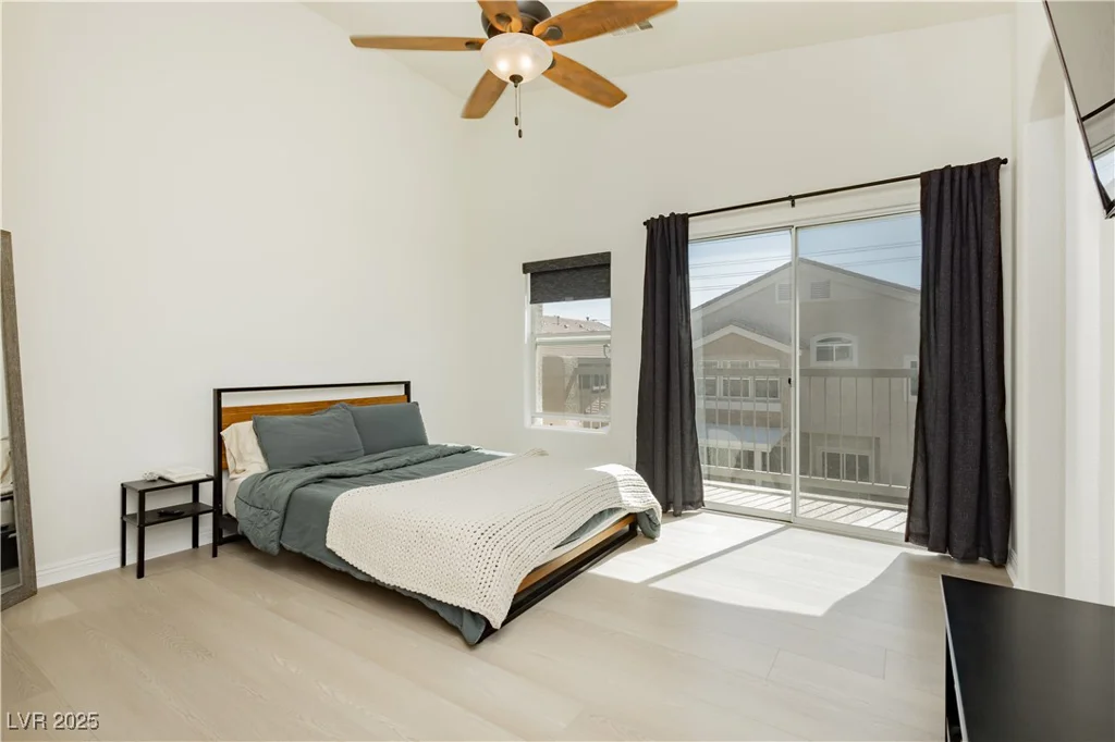 10010 Aspen Rose, Las Vegas, NV 89183