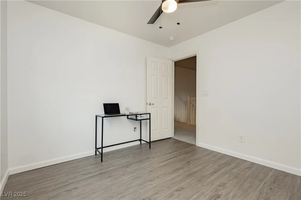 10010 Aspen Rose, Las Vegas, NV 89183