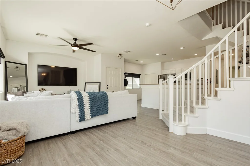 10010 Aspen Rose, Las Vegas, NV 89183