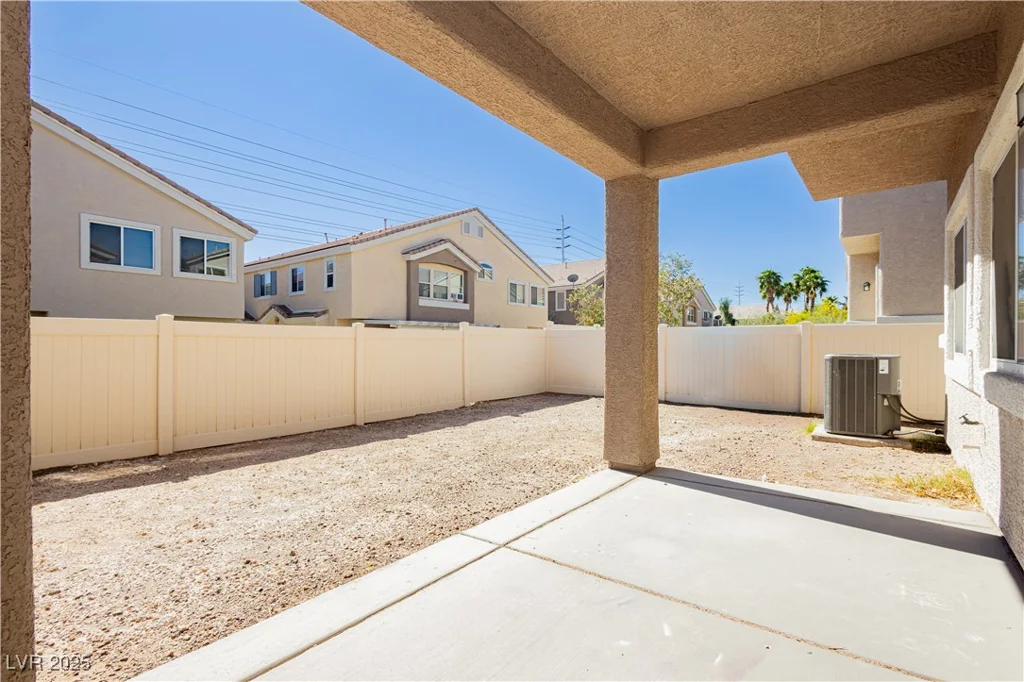 10010 Aspen Rose, Las Vegas, NV 89183