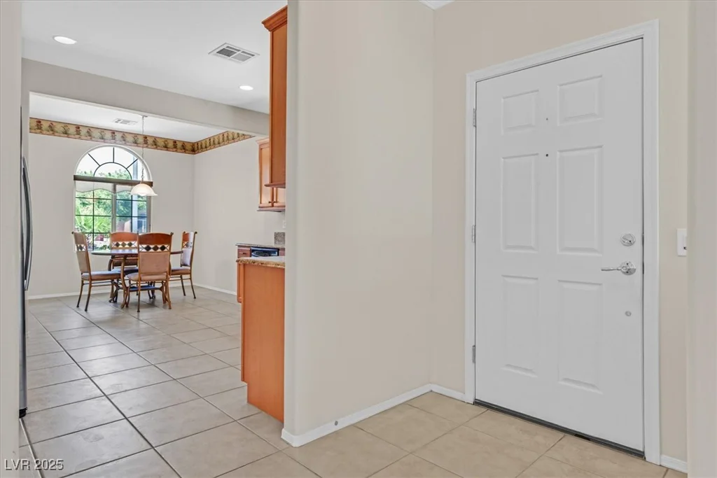 6039 TOKARA, Las Vegas, NV 89122