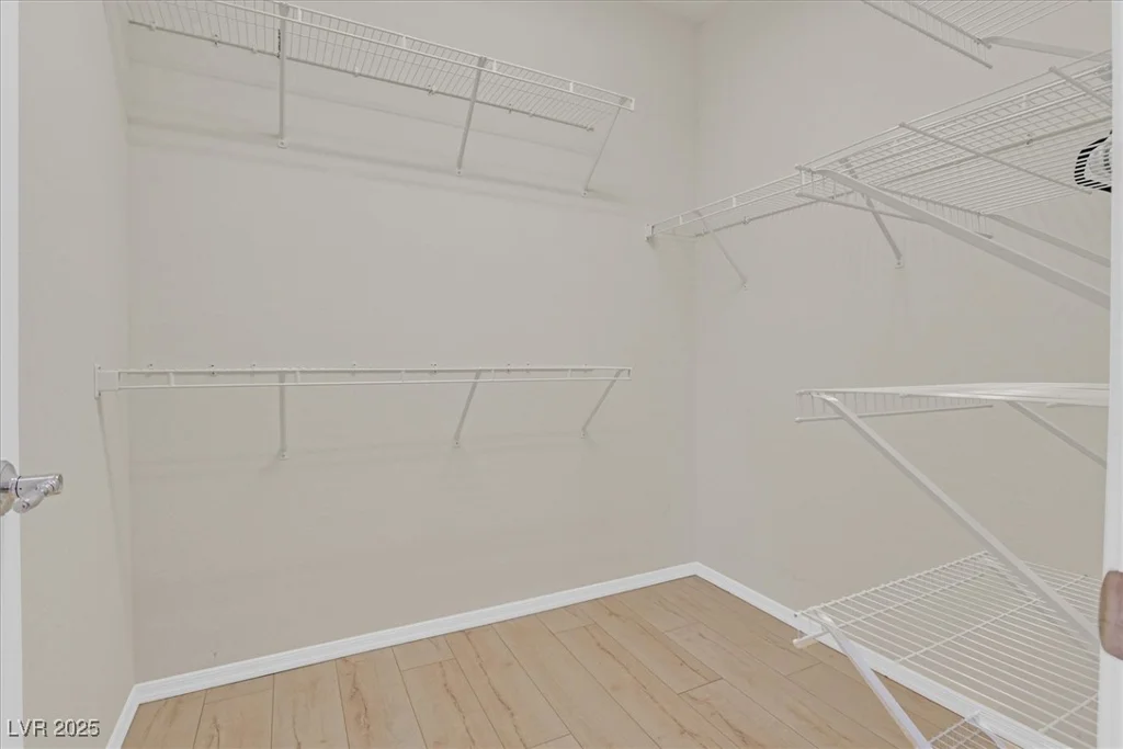6039 TOKARA, Las Vegas, NV 89122